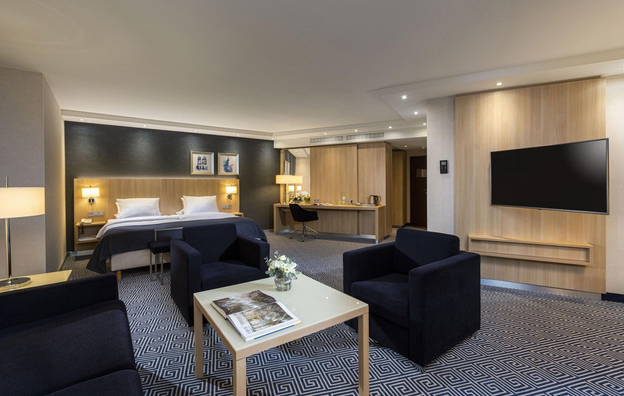 Maritim Hotel Wuerzburg Bagian luar foto