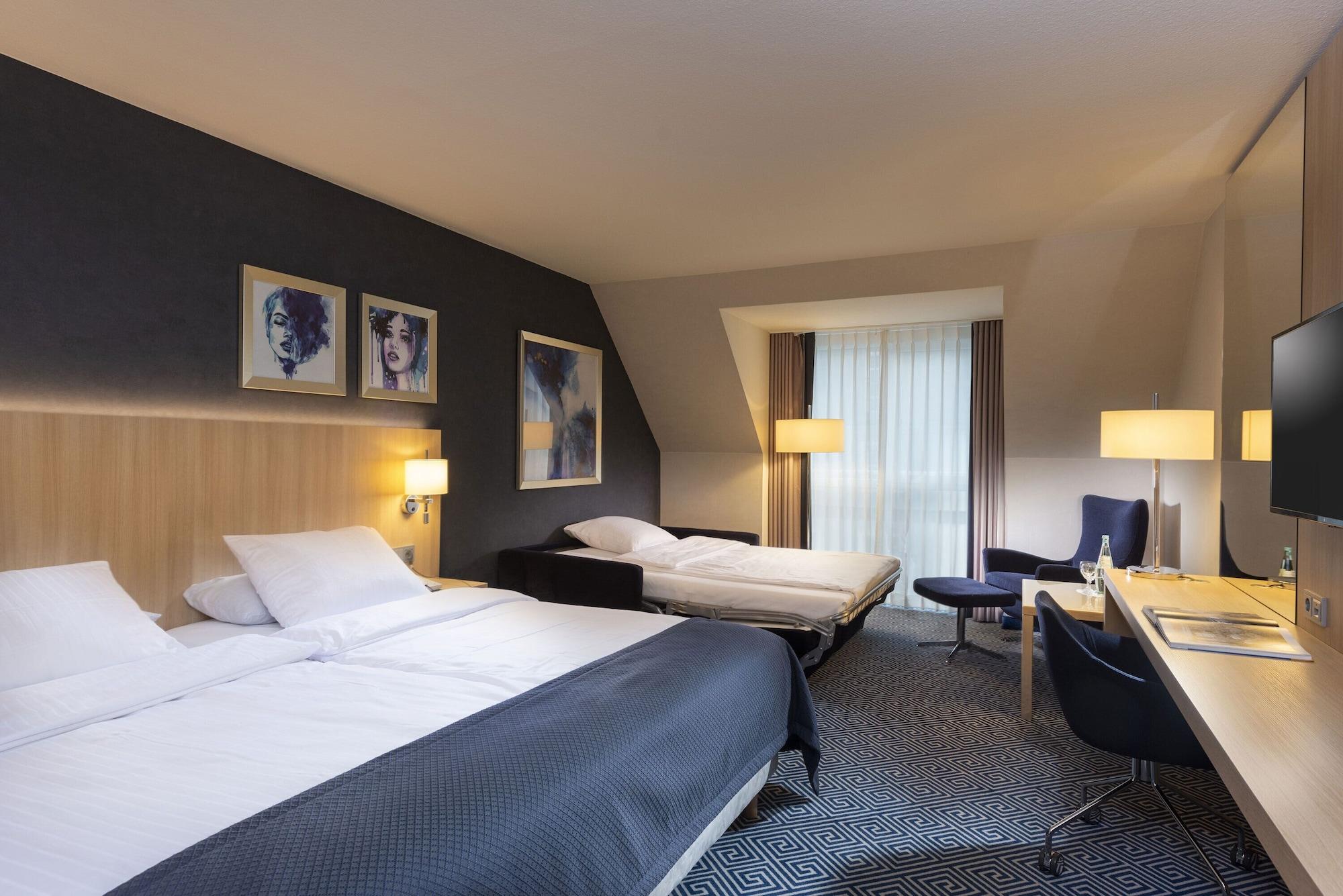 Maritim Hotel Wuerzburg Bagian luar foto