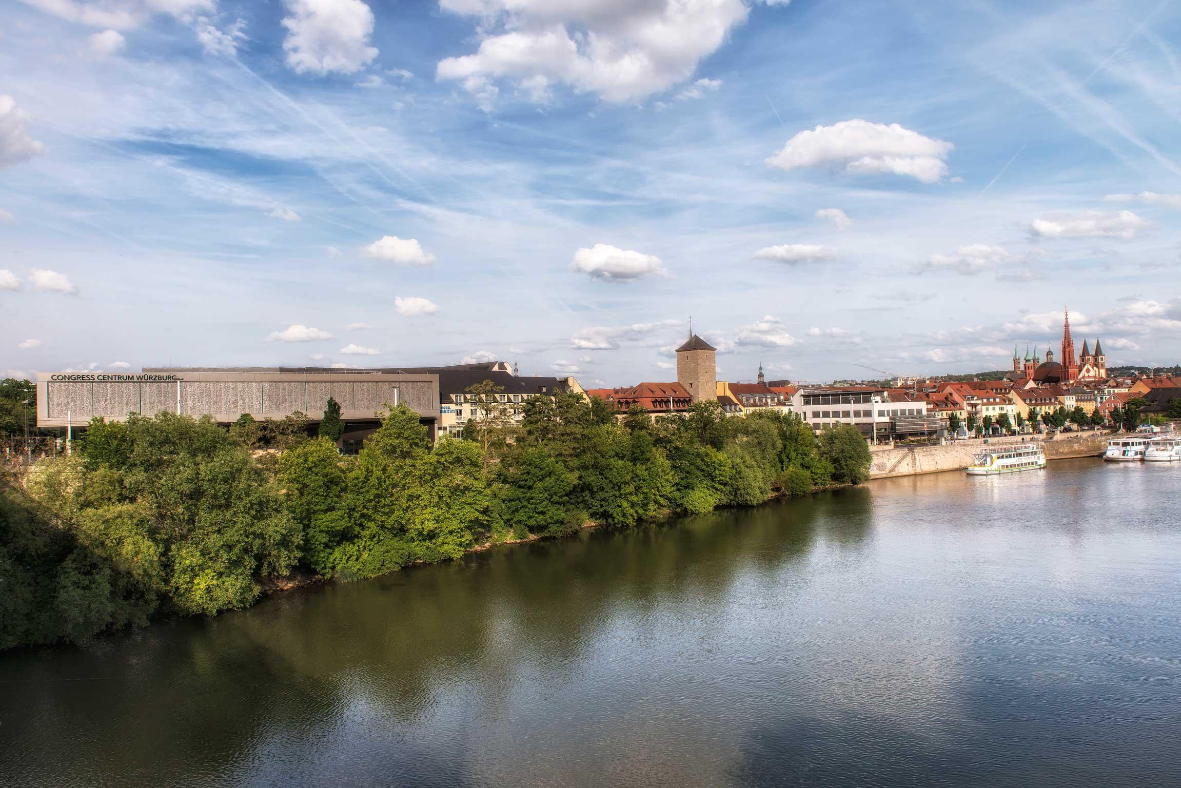 Maritim Hotel Wuerzburg Bagian luar foto
