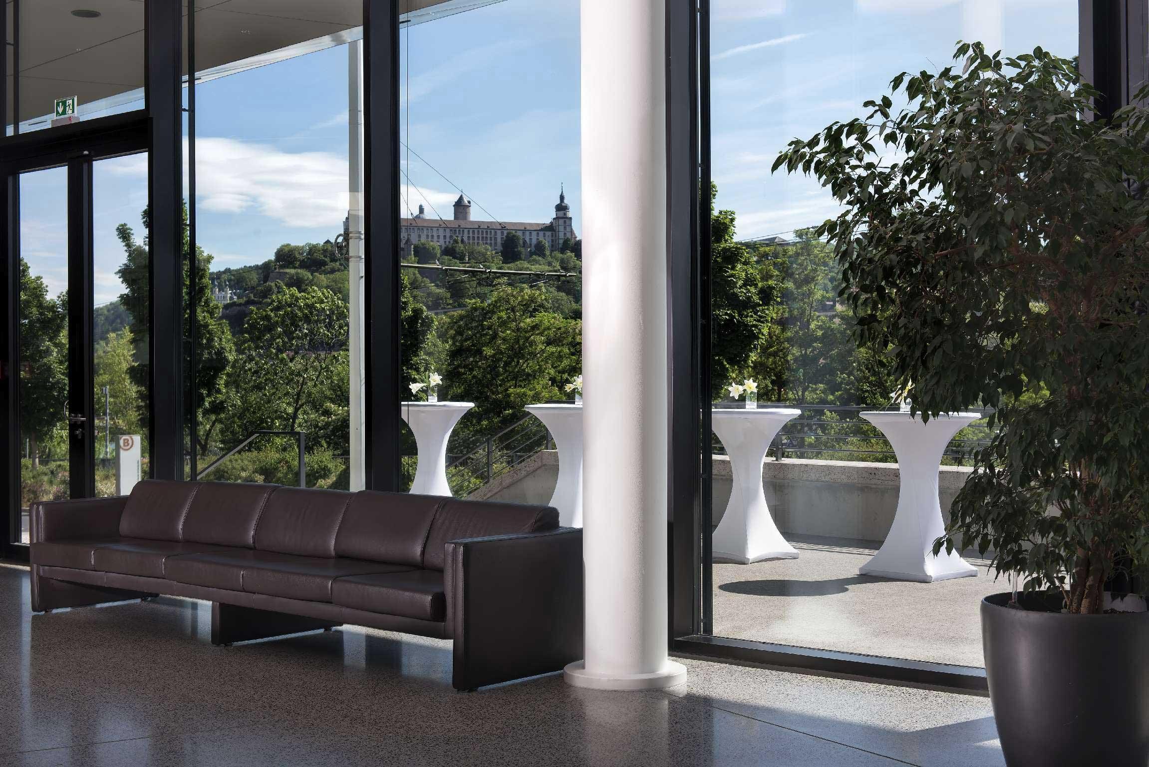 Maritim Hotel Wuerzburg Bagian luar foto